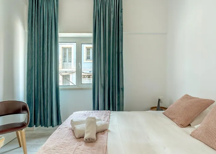Estrela House By Homing Pensión